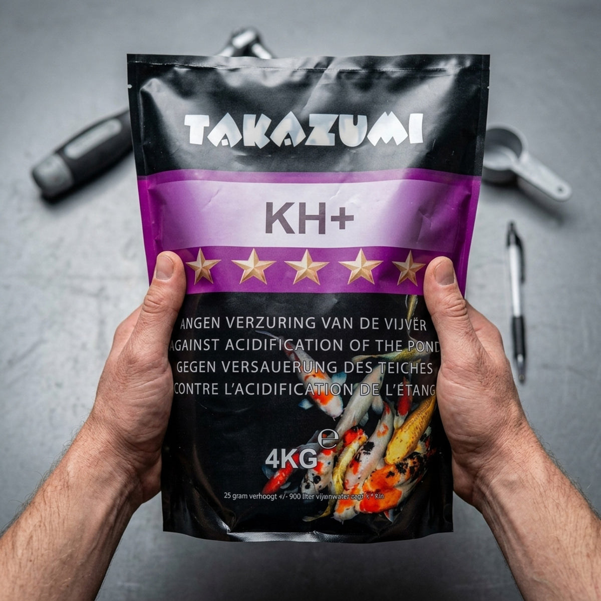 Takazumi KH+ 4 kg - Mineraalpoeder voor carbonaathardheid en pH-stabiliteit