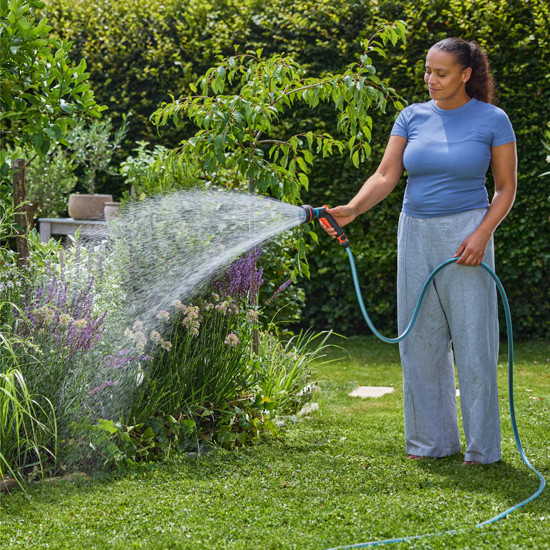Gardena Classic Multifunctionele Broes - Gardena Classic Multifunctionele Broes voor tuinspuiten en broezen, afbeelding 3 Tuinspuit