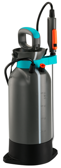 Front view of a Gardena garden sprayer with ergonomic handle and spray nozzle., miniatuur 1