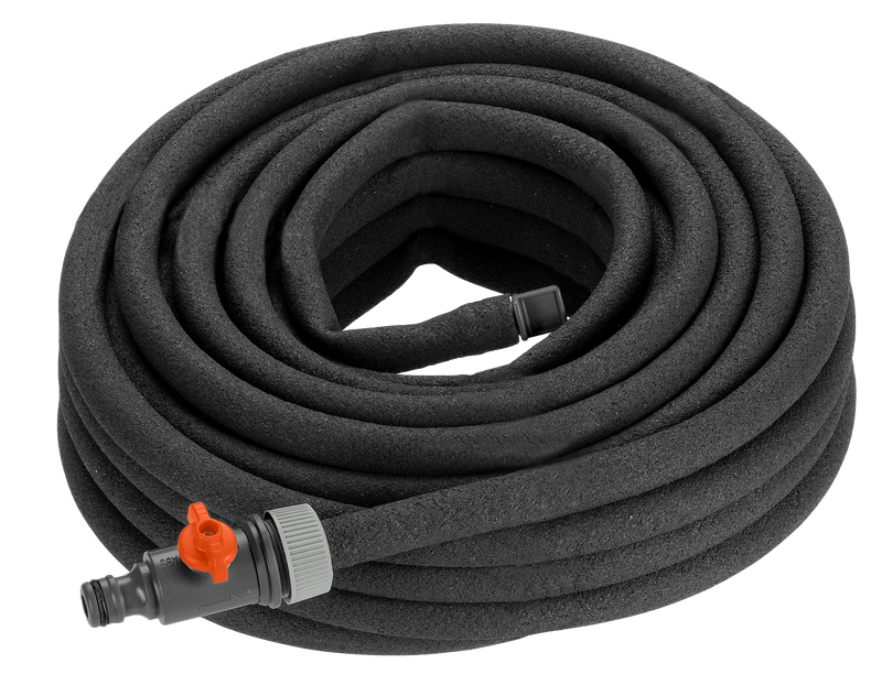 Front view of a coiled garden hose with a connector and valve., Onderhoudsproduct bij Vijvercentrum