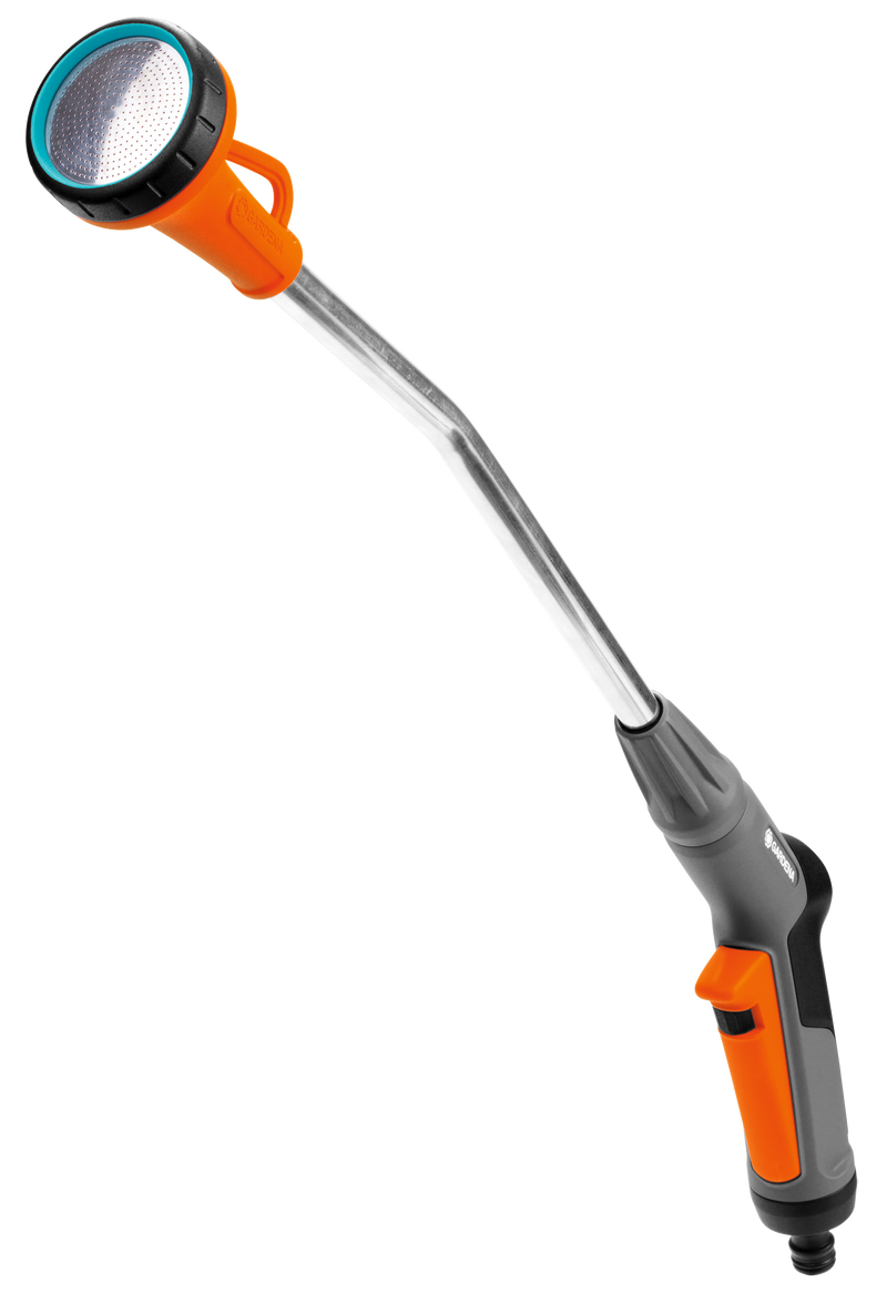 Front view of a Gardena watering wand with ergonomic handle and adjustable spray head., Onderhoudsproduct bij Vijvercentrum