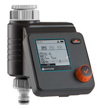 Front view of a Gardena water timer with digital display showing time settings., miniatuur 1