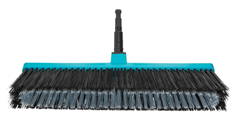 Front view of a Gardena broom head with bristles., afbeelding 2 Onderhoudsproduct