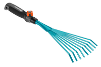 Side view of a Gardena hand rake with adjustable handle., miniatuur 1