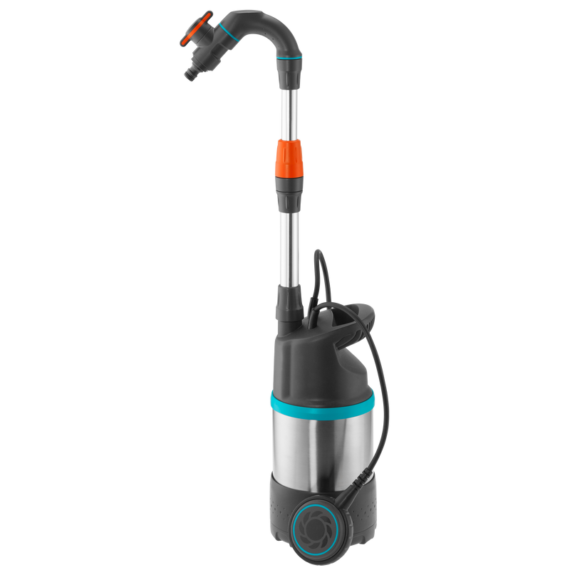 Front view of a Gardena water pump with hose attachment., afbeelding 2 Regentonpompen