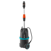 Front view of a Gardena water pump with adjustable nozzle and power cord., miniatuur 2