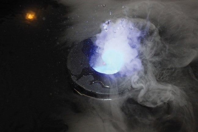Pontec PondoFog - onderwatermistmaker met LED-verlichting voor sfeereffecten