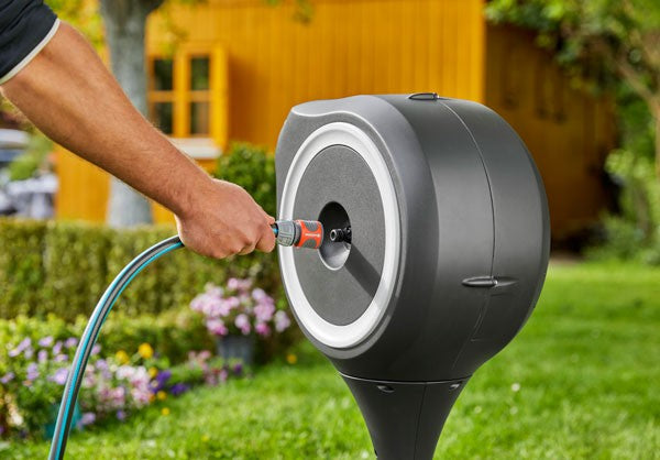 Gardena RollUp S 15 m slangenbox wit - automatische slangoproller wandmontage