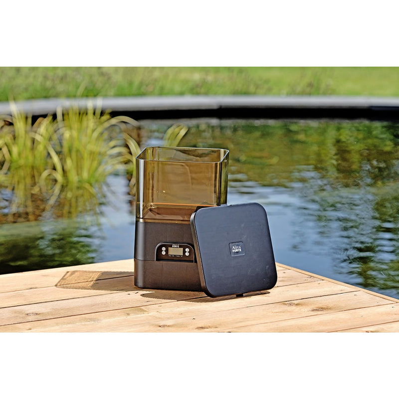 AquaForte Fish Feeder 8 liter - Voerautomaat met zonnepaneel en accu - SK670 B 6041, detailaanzicht VOERAUTOMATEN